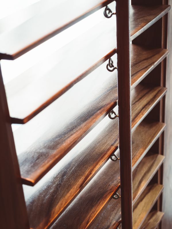 Adjusting Hinges and Tracks